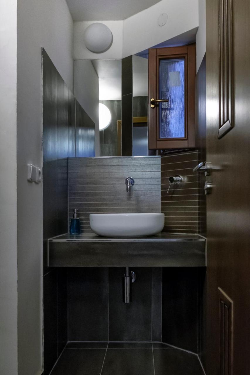 Hostel One Míru